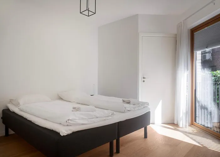 Modern By The Mermaid Statue Appartement *